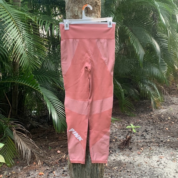 Cool & Comfy Leggings - Picture 4 of 10